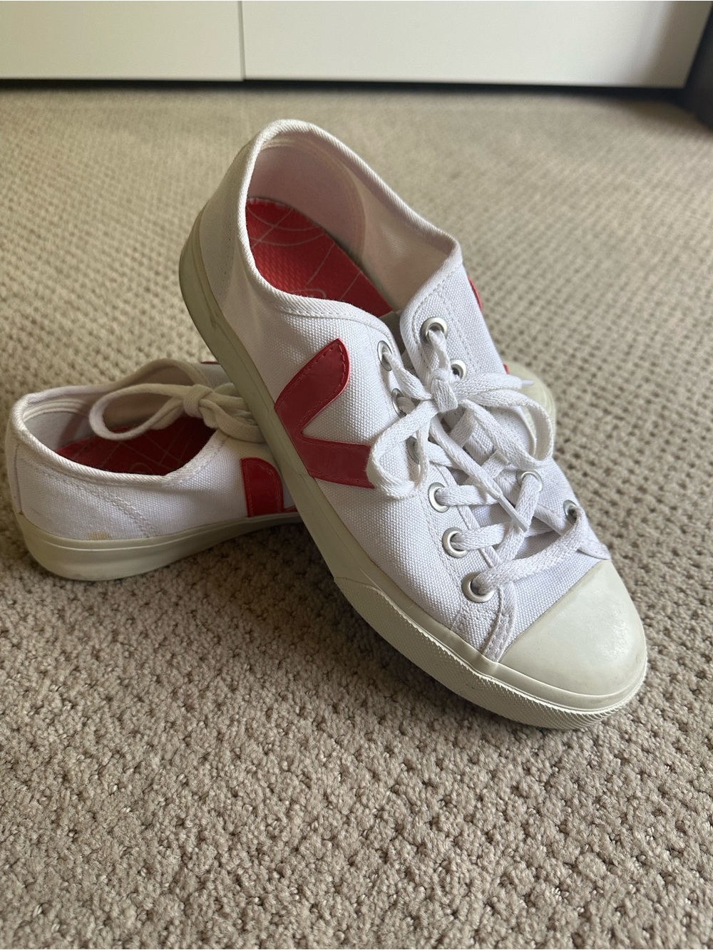 Veja Wata Canvas Lace-Up Sneakers White Pekin Women’s Size 9